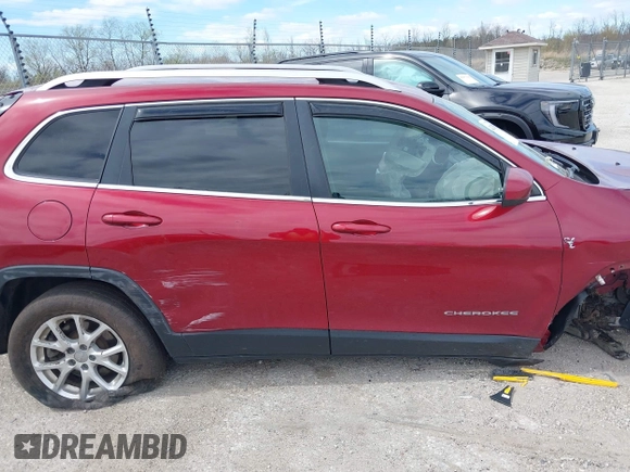 2014 Jeep Cherokee Latitude with VIN 1C4PJLCS3EW143362, listed as a IAAI auction lot 42150037 with 86,012 mi miles. Bid and sale history available at carsss.com. Image 13.