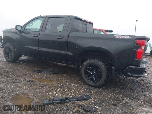 2020 Chevrolet Silverado 1500 LT Trail Boss with VIN 3GCPYFEL2LG319140, listed as a IAAI auction lot 41475510 with 111,424 mi miles. Bid and sale history available at carsss.com. Image 3.