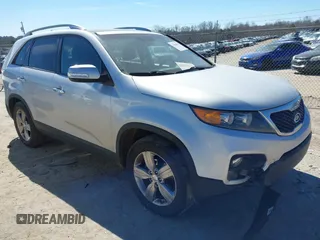 2013 Kia Sorento EX with VIN 5XYKU4A24DG390573, listed as a IAAI auction lot 41628998 with 137,145 mi miles and . Bid and sale history available at carsss.com. Image 1.