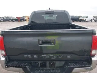 2022 Toyota Tacoma SR5 with VIN 3TMAZ5CN9NM195132, listed as a IAAI auction lot 42383482 with 51,011 mi miles and . Bid and sale history available at DreamBid. Image 17.