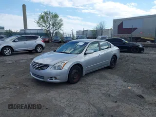 2010 Nissan Altima 2.5 S with VIN 1N4AL2AP0AN428468, listed as a IAAI auction lot 42052322 with 136,378 mi miles. Bid and sale history available at carsss.com. Image 2.