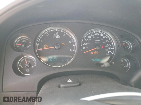 2011 Chevrolet Avalanche LS with VIN 3GNTKEE3XBG329981, listed as a Copart auction lot 49698225 with 118,236 mi miles and Salvage title. Bid and sale history available at DreamBid. Image 9.