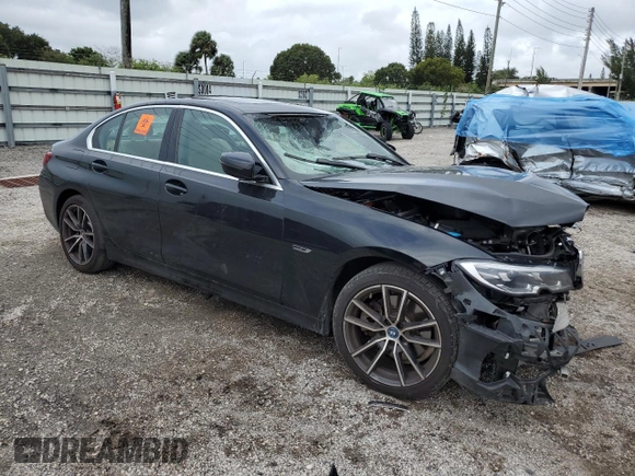 2022 BMW 3 Series 330e with VIN 3MW5P7J06N8C34517, listed as a Copart auction lot 78900564 with 38,126 mi miles and Non Repairable. Bid and sale history available at carsss.com. Image 4.