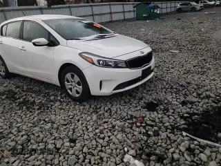2018 Kia Forte5 LX with VIN KNAFK5A85J5774106, listed as a Copart auction lot 44764855 with 30,036 mi miles and Salvage Title. Bid and sale history available at carsss.com. Image 11.