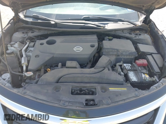2015 Nissan Altima 2.5 z VIN 1N4AL3AP9FN349264, wystawiony jako IAAI lot #42031156 z przebiegiem 107 783 mil mil oraz . Historia ofert i sprzedaży dostępna na DreamBid. Obrazek 10.