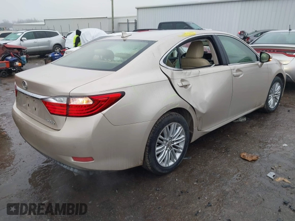 2013 Lexus ES 250 с VIN JTHBK1GG8D2022588, выставлен на аукционе IAAI как лот 41449426 с пробегом 62 232 миль миль и . История ставок и продаж доступна на DreamBid. Изображение 4.