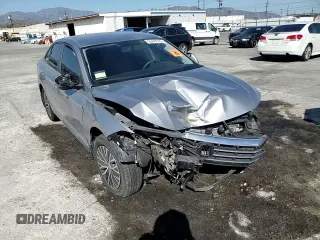 2021 Volkswagen Jetta S z VIN 3VWC57BU0MM058164, wystawiony jako Copart lot #55447925 z przebiegiem Nie podano mil oraz Szkoda całkowita • Salvage title. Historia ofert i sprzedaży dostępna na DreamBid. Obrazek 14.