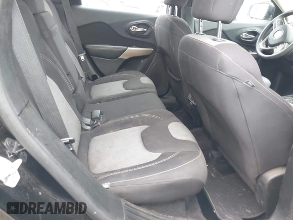 2017 Jeep Cherokee Sport с VIN 1C4PJLABXHW663243, выставлен на аукционе IAAI как лот 42174849 с пробегом 82 480 миль миль и . История ставок и продаж доступна на DreamBid. Изображение 8.