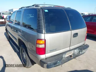 2001 Chevrolet Tahoe LS с VIN 1GNEC13T61J255280, выставлен на аукционе IAAI как лот 41663698 с пробегом 298 456 миль миль и . История ставок и продаж доступна на DreamBid. Изображение 3.