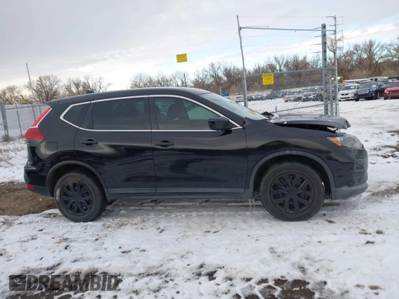 2017 Nissan Rogue SV with VIN KNMAT2MV7HP573221, listed as a IAAI auction lot 40947647 with 162,923 mi miles and . Bid and sale history available at carsss.com. Image 13.