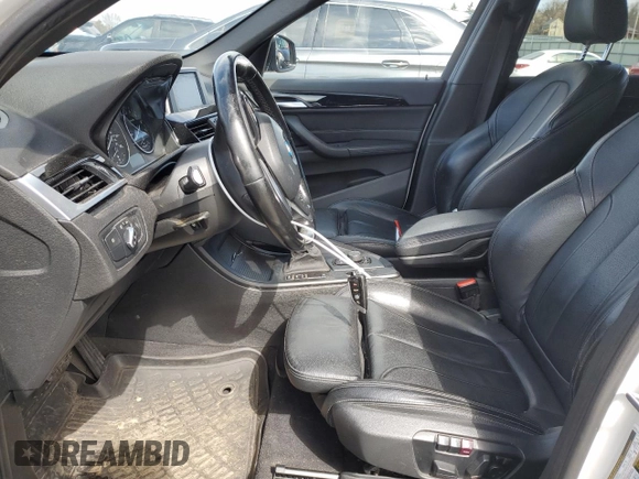 2018 BMW X1 xDrive28i with VIN WBXHT3C30J5F92074, listed as a Copart auction lot 51069535 with 116,381 mi miles and Salvage Title. Bid and sale history available at carsss.com. Image 7.