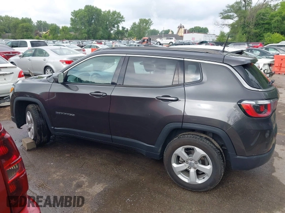 2018 Jeep Compass Latitude with VIN 3C4NJCBB3JT268094, listed as a IAAI auction lot 42487642 with 111,652 mi miles and . Bid and sale history available at DreamBid. Image 14.