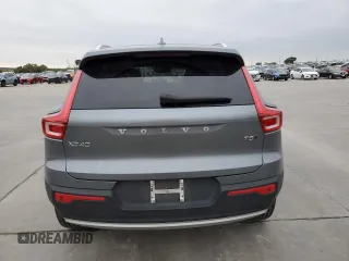 2019 Volvo XC40 Momentum z VIN YV4162UK3K2150716, wystawiony jako Copart lot #68485392 z przebiegiem 44 253 mil mil oraz . Historia ofert i sprzedaży dostępna na DreamBid. Obrazek 6.