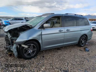 2005 Honda Odyssey Touring z VIN 5FNRL38855B051447, wystawiony jako Copart lot #57144925 z przebiegiem 186 476 mil mil oraz Szkoda całkowita • Salvage title. Historia ofert i sprzedaży dostępna na DreamBid. Obrazek 1.