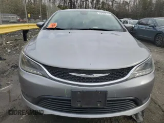 2016 Chrysler 200 LX z VIN 1C3CCCFB7GN194784, wystawiony jako Copart lot #50784905 z przebiegiem 169 369 mil mil oraz Nie do naprawy • Non repairable. Historia ofert i sprzedaży dostępna na DreamBid. Obrazek 5.