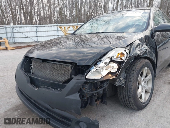 2008 Nissan Altima 2.5 SL with VIN 1N4AL21E78N559759, listed as a IAAI auction lot 41822280 with 175,100 mi miles. Bid and sale history available at carsss.com. Image 6.