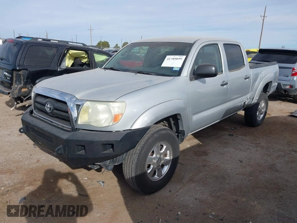 2005 Toyota Tacoma PreRunner with VIN 3TMKU72N45M003048, listed as a IAAI auction lot 41789059 with 87,310 mi miles. Bid and sale history available at carsss.com. Image 17.
