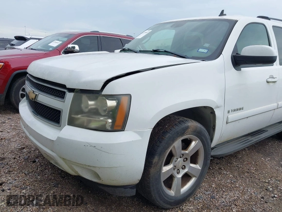 2007 Chevrolet Tahoe LT with VIN 1GNFK13077R180130, listed as a IAAI auction lot 42477489 with Not provided miles and . Bid and sale history available at DreamBid. Image 6.