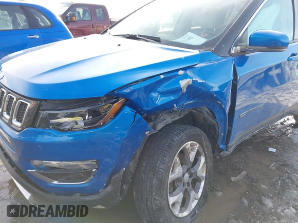 2020 Jeep Compass Limited with VIN 3C4NJDCB7LT147155, listed as a IAAI auction lot 41654100 with 66,205 mi miles. Bid and sale history available at carsss.com. Image 6.