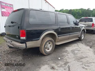 2001 Ford Excursion Limited с VIN 1FMNU42L21ED04391, выставлен на аукционе IAAI как лот 42198510 с пробегом 258 072 миль миль и . История ставок и продаж доступна на DreamBid. Изображение 4.