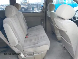 1998 Toyota Sienna LE with VIN 4T3ZF13C8WU021653, listed as a IAAI auction lot 41947958 with 304,852 mi miles. Bid and sale history available at carsss.com. Image 8.