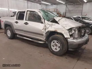 2006 Chevrolet Colorado LT w/2LT with VIN 1GCDT136068165572, listed as a IAAI auction lot 41680687 with 136,882 mi miles. Bid and sale history available at carsss.com. Image 1.