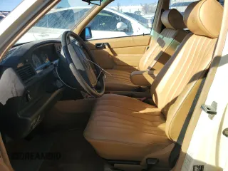 1986 Mercedes-Benz 190 with VIN WDBDA24D0GF181761, listed as a Copart auction lot 87775085 with 38,039 mi miles and Clean Title. Bid and sale history available at carsss.com. Image 7.
