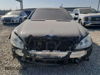 2008 Mercedes-Benz S 550 with VIN WDDNG71X88A197257, listed as a Copart auction lot 49098495 with 182,514 mi miles and Salvage Title. Bid and sale history available at DreamBid. Image 5.