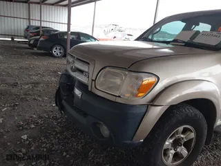 2005 Toyota Tundra SR5 with VIN 5TBET34195S493658, listed as a IAAI auction lot 41225461 with 280,510 mi miles. Bid and sale history available at carsss.com. Image 6.