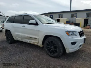 2014 Jeep Grand Cherokee Laredo with VIN 1C4RJEAG7EC410071, listed as a Copart auction lot 49717765 with 68,871 mi miles and Clean Title. Bid and sale history available at carsss.com. Image 4.
