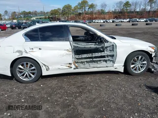 2014 Infiniti Q50 Premium with VIN JN1BV7AR9EM701624, listed as a IAAI auction lot 41711699 with 119,418 mi miles. Bid and sale history available at carsss.com. Image 6.