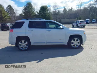 2014 GMC Terrain Denali z VIN 2GKFLZE38E6307217, wystawiony jako IAAI lot #41877533 z przebiegiem 20 679 mil mil oraz . Historia ofert i sprzedaży dostępna na DreamBid. Obrazek 13.