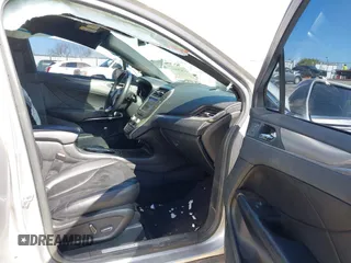 2017 Lincoln MKC Premiere with VIN 5LMCJ1C92HUL15471, listed as a IAAI auction lot 41875811 with 160,287 mi miles and . Bid and sale history available at DreamBid. Image 5.