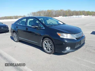 2010 Lexus HS 250h with VIN JTHBB1BA5A2027813, listed as a IAAI auction lot 42044072 with 147,818 mi miles. Bid and sale history available at carsss.com. Image 1.