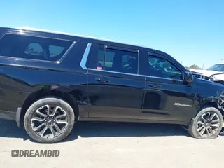 2023 Chevrolet Suburban LS z VIN 1GNSCBKD3PR457569, wystawiony jako IAAI lot #42225571 z przebiegiem 53 410 mil mil oraz . Historia ofert i sprzedaży dostępna na DreamBid. Obrazek 14.