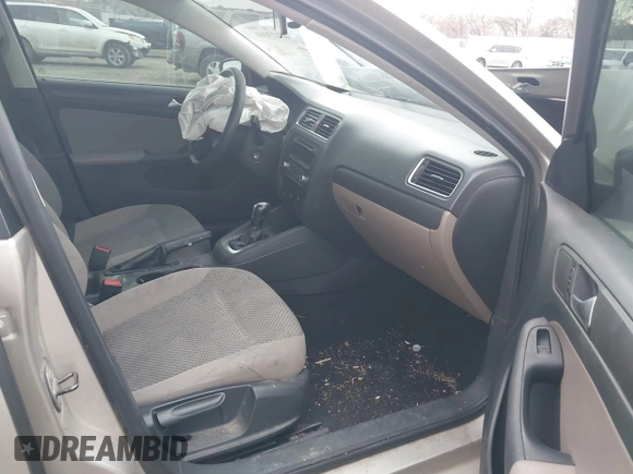 2013 Volkswagen Jetta S с VIN 3VW2K7AJ9DM242868, выставлен на аукционе IAAI как лот 41473000 с пробегом 133 697 миль миль и . История ставок и продаж доступна на DreamBid. Изображение 5.