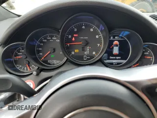 2016 Porsche Cayenne z VIN WP1AA2A25GKA37765, wystawiony jako Copart lot #54698215 z przebiegiem 100 290 mil mil oraz Szkoda całkowita • Salvage title. Historia ofert i sprzedaży dostępna na DreamBid. Obrazek 9.