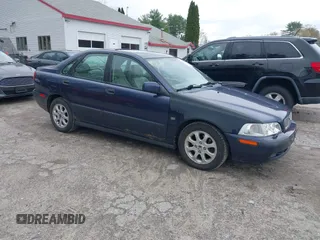 2002 Volvo S40 с VIN YV1VS29522F868442, выставлен на аукционе IAAI как лот 42180096 с пробегом 133 530 миль миль и . История ставок и продаж доступна на DreamBid. Изображение 1.