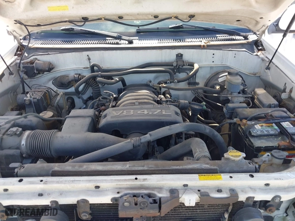 2005 Toyota Sequoia SR5 with VIN 5TDZT34A75S258880, listed as a IAAI auction lot 41584267 with 221,917 mi miles. Bid and sale history available at carsss.com. Image 10.
