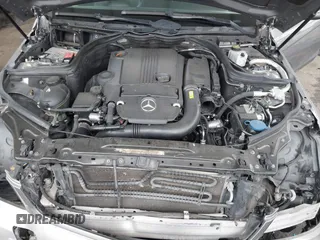 2013 Mercedes-Benz C 250 z VIN WDDGJ4HB7DG068579, wystawiony jako IAAI lot #42179847 z przebiegiem 117 575 mil mil oraz . Historia ofert i sprzedaży dostępna na DreamBid. Obrazek 10.