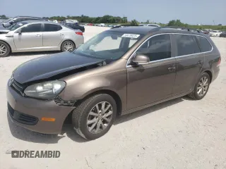 2013 Volkswagen Jetta SE with VIN 3VWPP7AJXDM687482, listed as a Copart auction lot 59478025 with 101,621 mi miles and Salvage title. Bid and sale history available at DreamBid. Image 1.