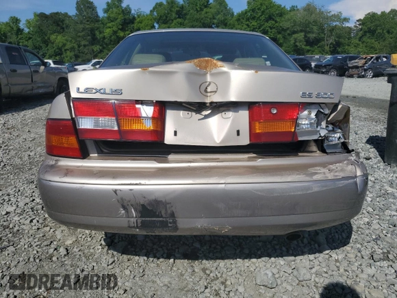 1997 Lexus ES 300 Luxury Sport Sdn with VIN JT8BF22G5V0078101, listed as a Copart auction lot 56498984 with 0 mi miles and Salvage Title. Bid and sale history available at carsss.com. Image 6.