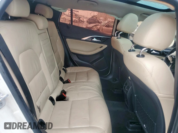 2018 Infiniti QX30 Premium with VIN SJKCH5CP2JA056283, listed as a Copart auction lot 60574585 with 102,573 mi miles and Salvage title. Bid and sale history available at DreamBid. Image 11.