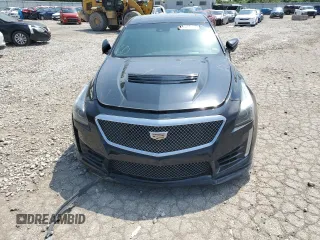 2017 Cadillac CTS-V z VIN 1G6A15S60H0208958, wystawiony jako Copart lot #43529704 z przebiegiem 74 025 mil mil oraz Szkoda całkowita • Salvage title. Historia ofert i sprzedaży dostępna na DreamBid. Obrazek 5.