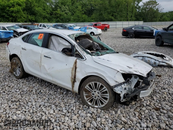 2014 Buick Verano with VIN 1G4PP5SK9E4180404, listed as a Copart auction lot 61438965 with Not provided miles and Salvage title. Bid and sale history available at DreamBid. Image 4.