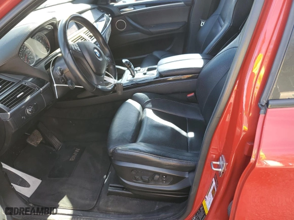 2012 BMW X6 M with VIN 5YMGZ0C56CLK14710, listed as a Copart auction lot 87038254 with 118,870 mi miles and Salvage Title. Bid and sale history available at carsss.com. Image 7.