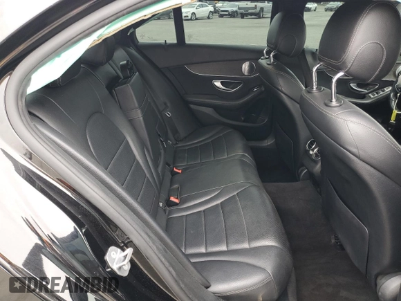 2019 Mercedes-Benz C 300 z VIN WDDWF8DB1KR483781, wystawiony jako Copart lot #53326925 z przebiegiem 60 866 mil mil oraz Szkoda całkowita • Salvage title. Historia ofert i sprzedaży dostępna na DreamBid. Obrazek 11.