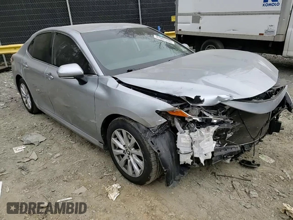 2020 Toyota Camry LE with VIN 4T1L11AK6LU337460, listed as a Copart auction lot 48389195 with 110,684 mi miles and Salvage Title. Bid and sale history available at carsss.com. Image 11.