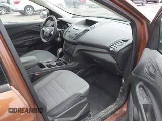 2017 Ford Escape S with VIN 1FMCU0F78HUB51156, listed as a IAAI auction lot 41845673 with 178,982 mi miles. Bid and sale history available at carsss.com. Image 5.