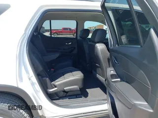 2020 Chevrolet Traverse LT with VIN 1GNERHKW8LJ205695, listed as a IAAI auction lot 42018133 with 71,607 mi miles and . Bid and sale history available at DreamBid. Image 8.